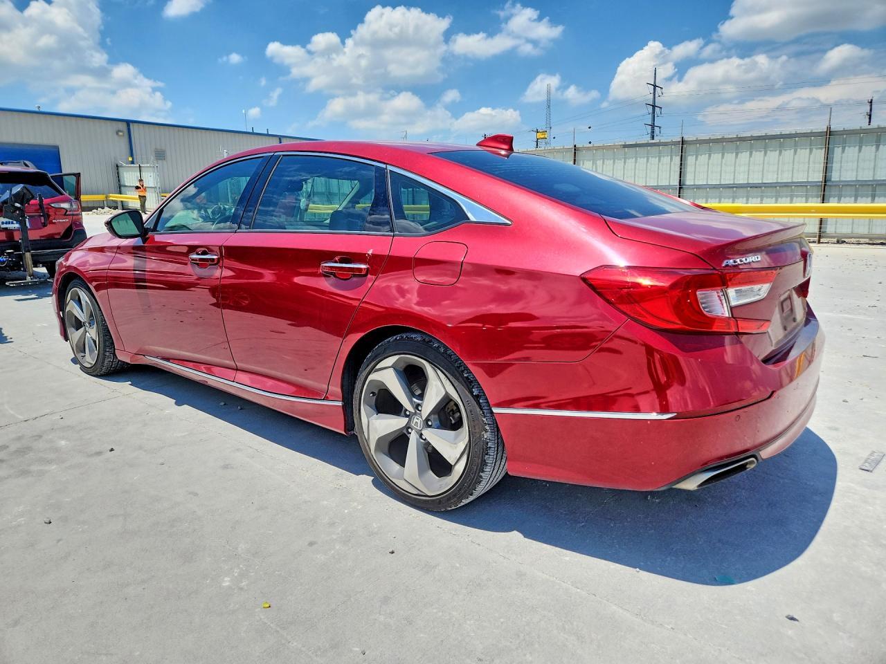 2018 HONDA ACCORD TOURING photo 3