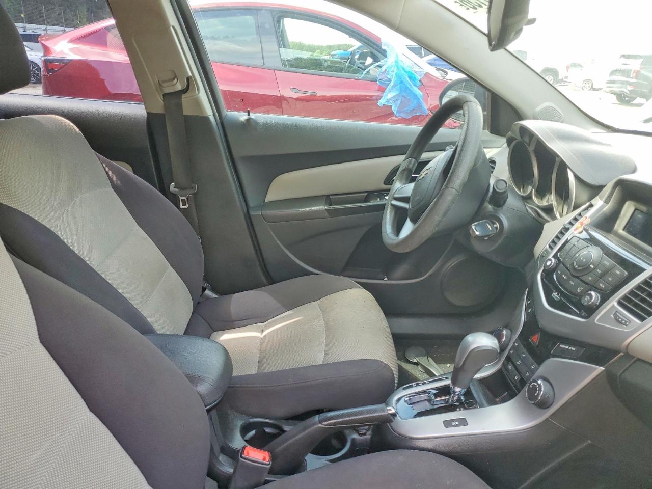 2013 CHEVROLET CRUZE LS photo 13