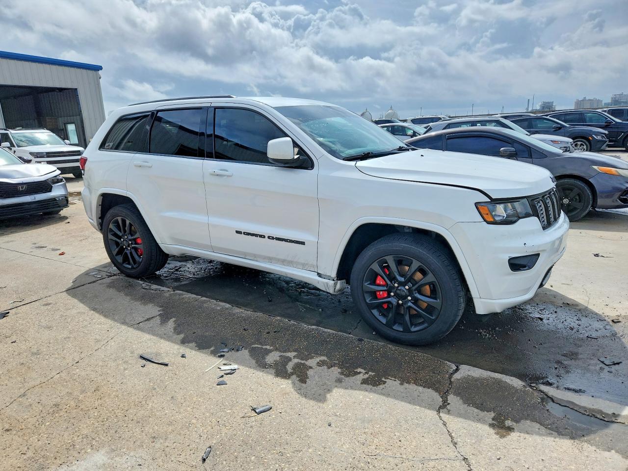 2022 JEEP GRAND CHEROKEE LAREDO E photo 10