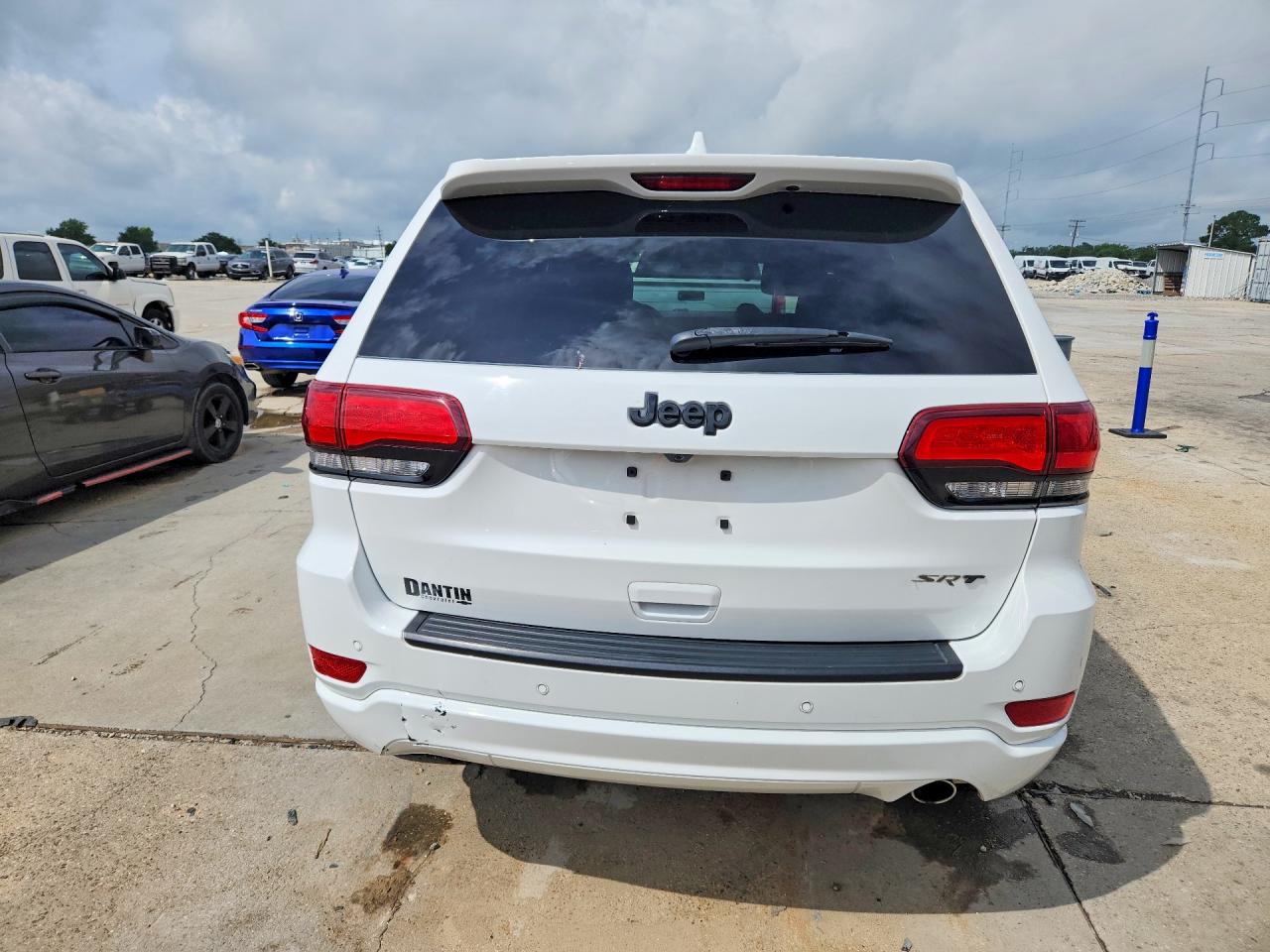 2022 JEEP GRAND CHEROKEE LAREDO E photo 16