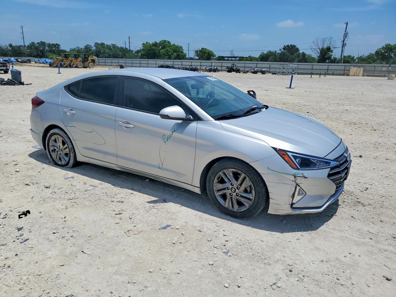 2019 HYUNDAI ELANTRA SEL photo 7