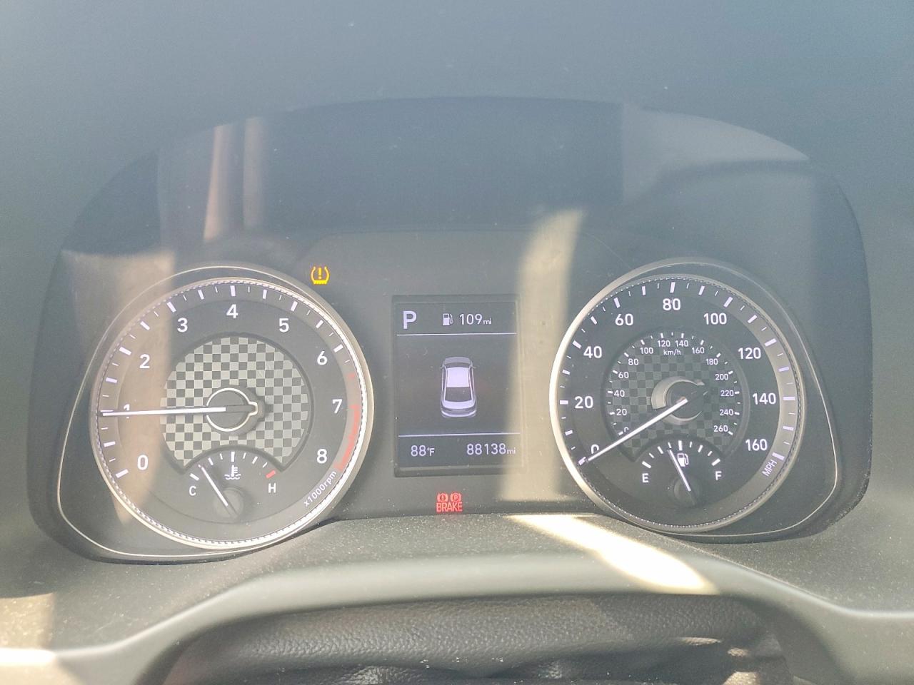 2019 HYUNDAI ELANTRA SEL photo 17