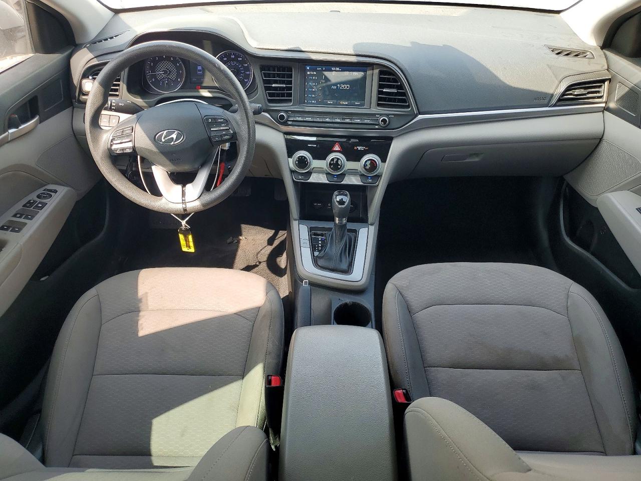 2019 HYUNDAI ELANTRA SEL photo 15