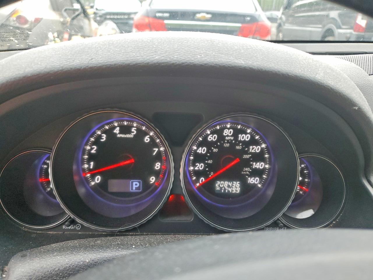 2010 INFINITI M35 X photo 17