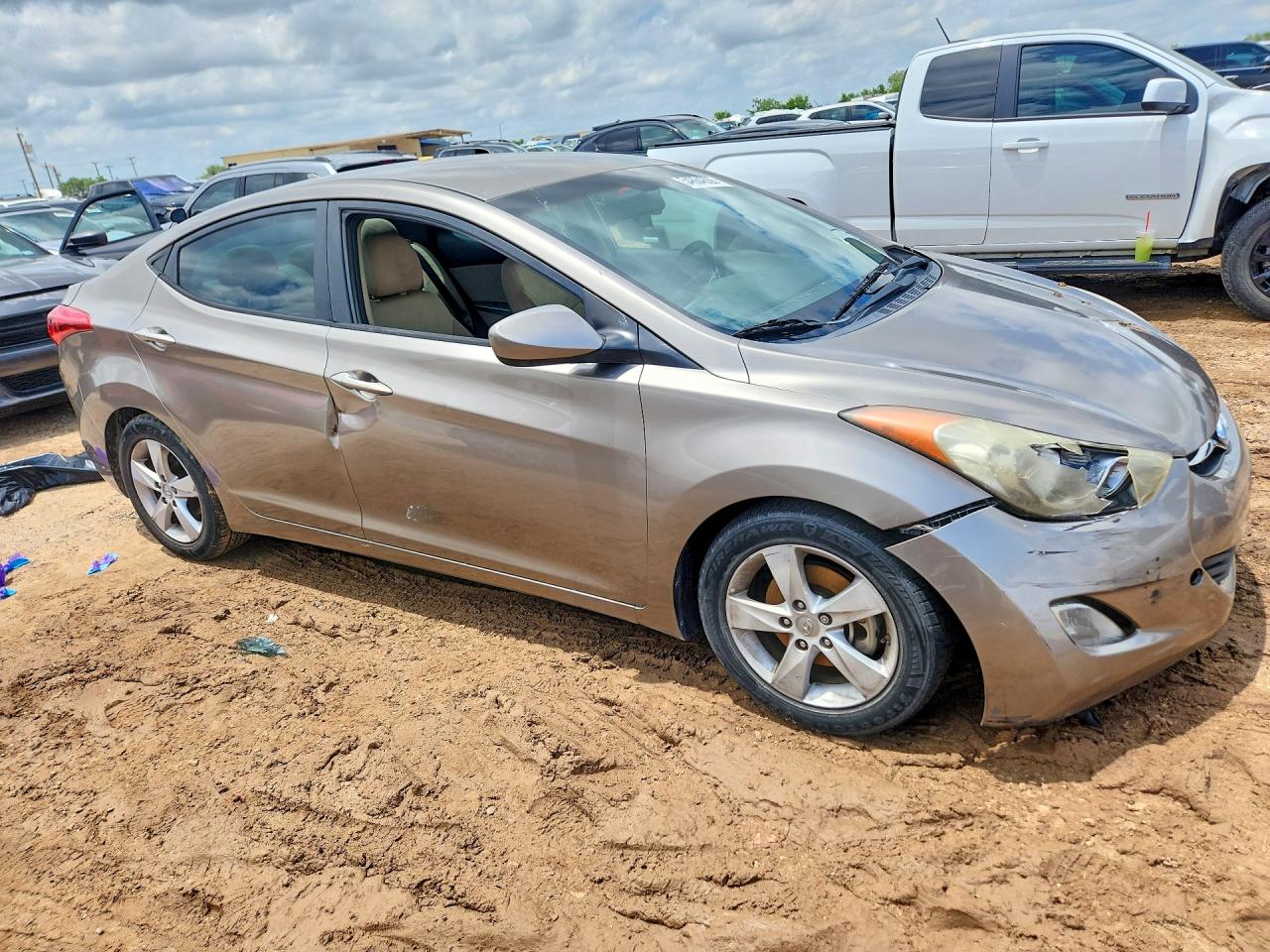 2013 HYUNDAI ELANTRA GLS photo 7