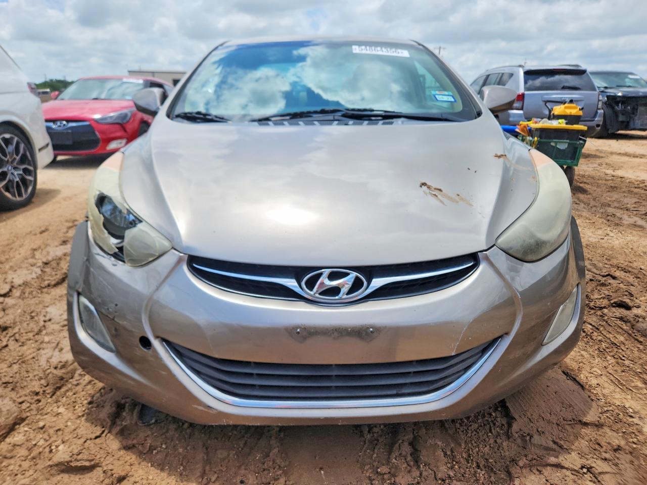 2013 HYUNDAI ELANTRA GLS photo 9