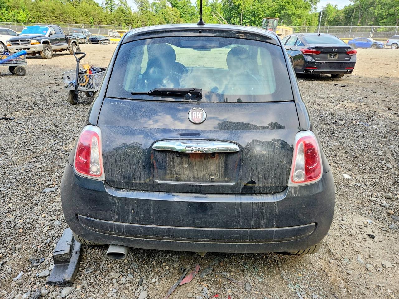 2012 FIAT 500 POP photo 11
