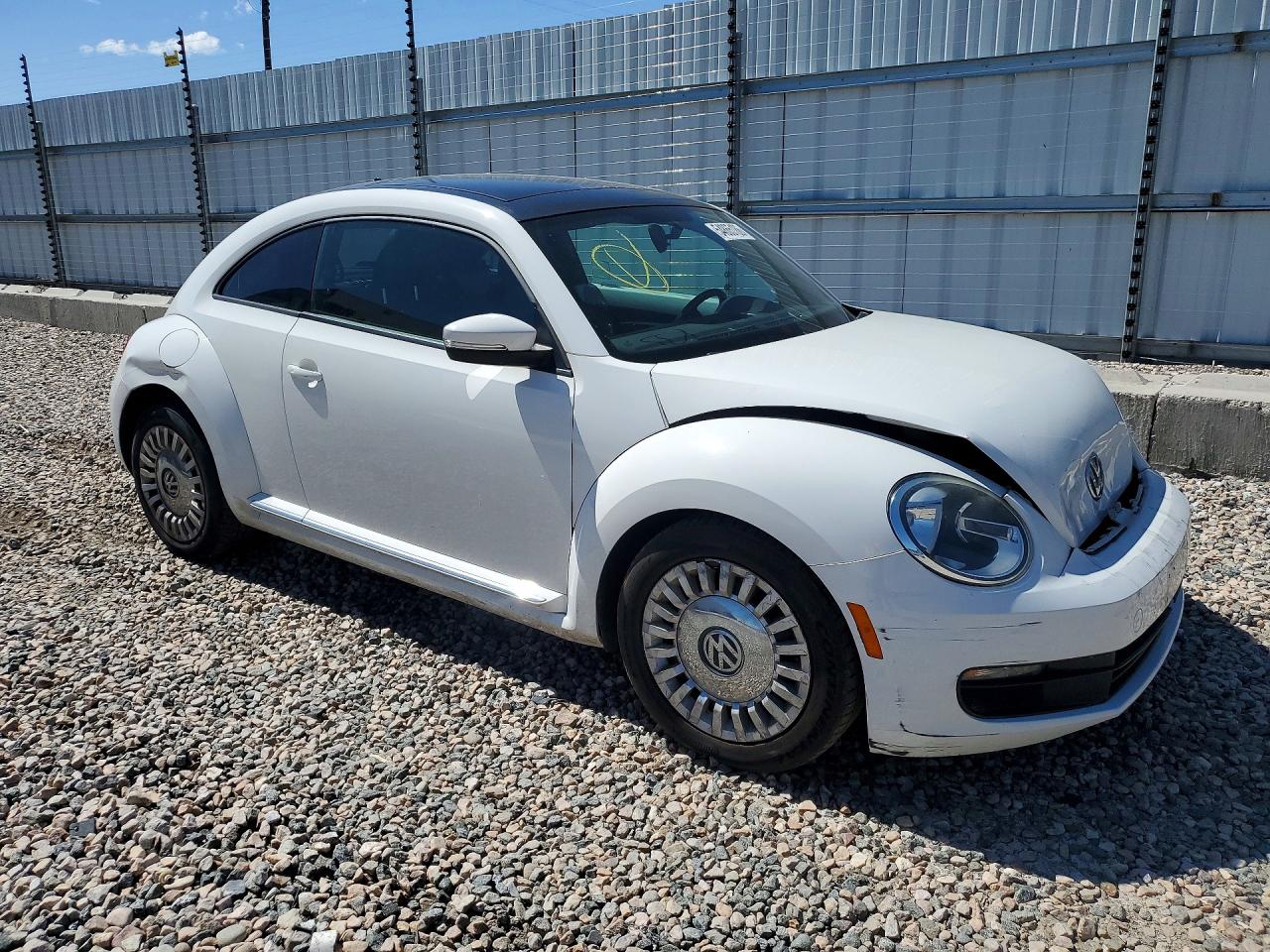 2014 VOLKSWAGEN BEETLE photo 7