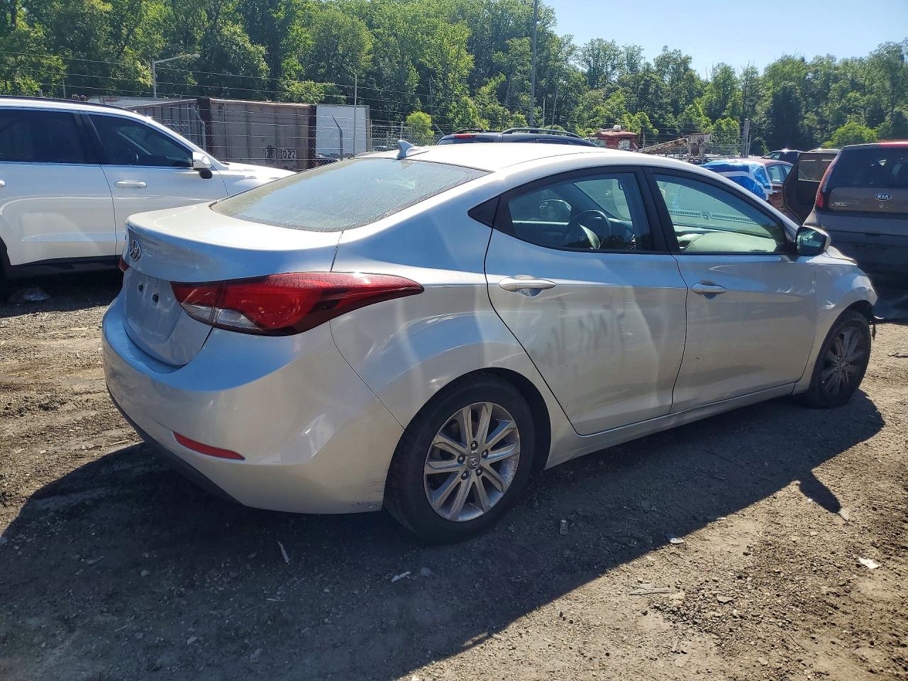 2014 HYUNDAI ELANTRA SE photo 5