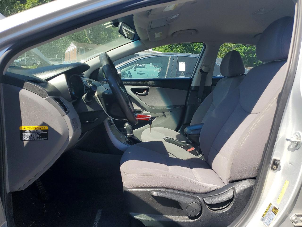 2014 HYUNDAI ELANTRA SE photo 13