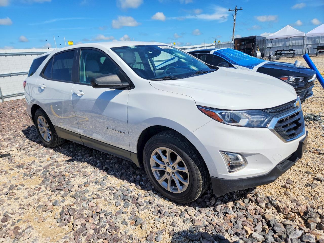 2020 CHEVROLET EQUINOX LS photo 4