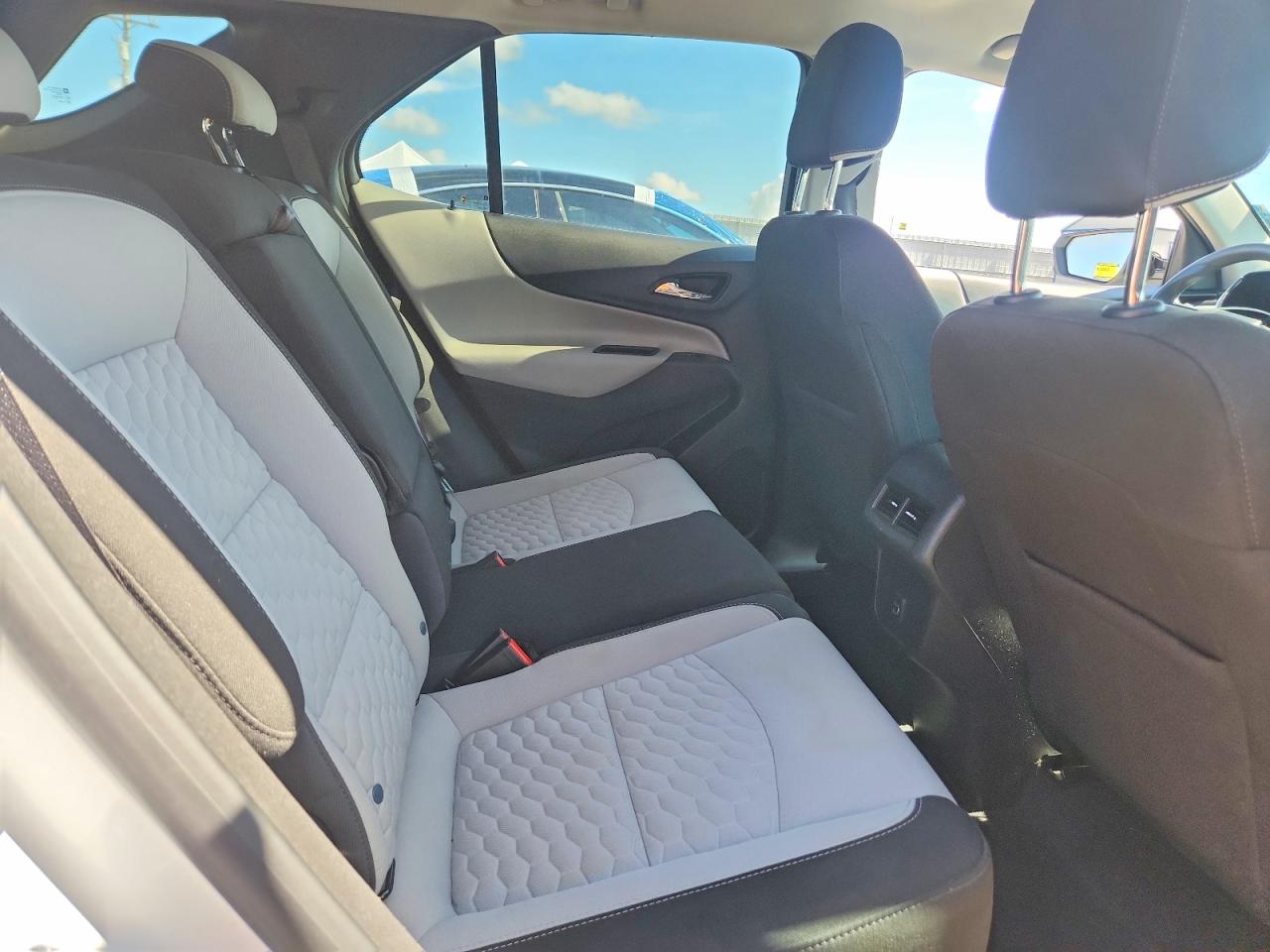 2020 CHEVROLET EQUINOX LS photo 10