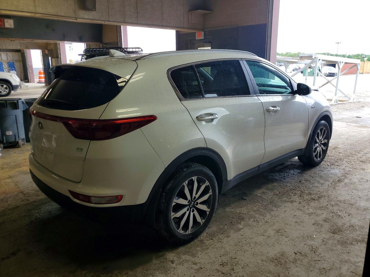 2017 KIA SPORTAGE EX photo 5