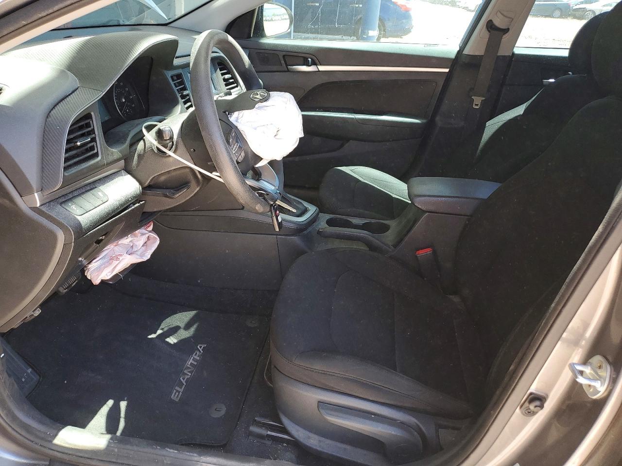 2019 HYUNDAI ELANTRA SE photo 7