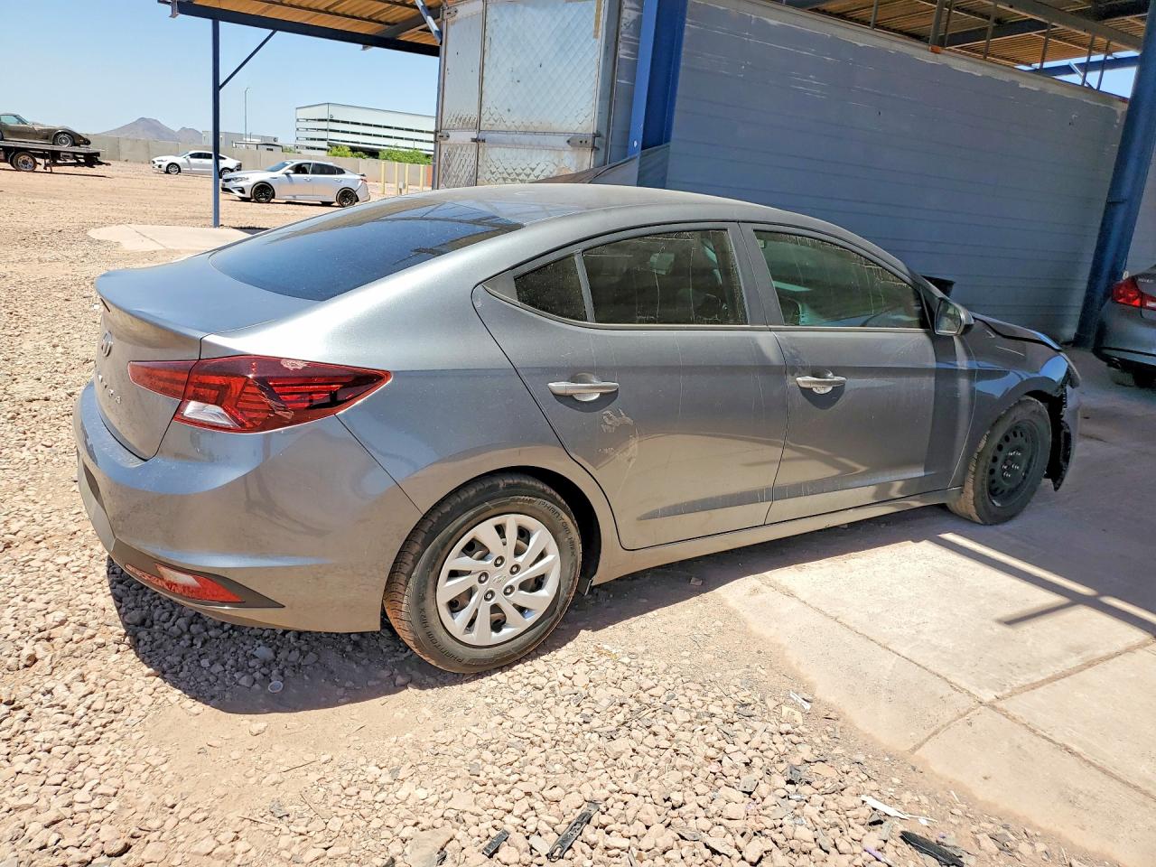 2019 HYUNDAI ELANTRA SE photo 3
