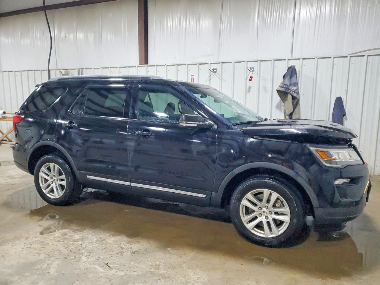 2019 FORD EXPLORER XLT photo 7