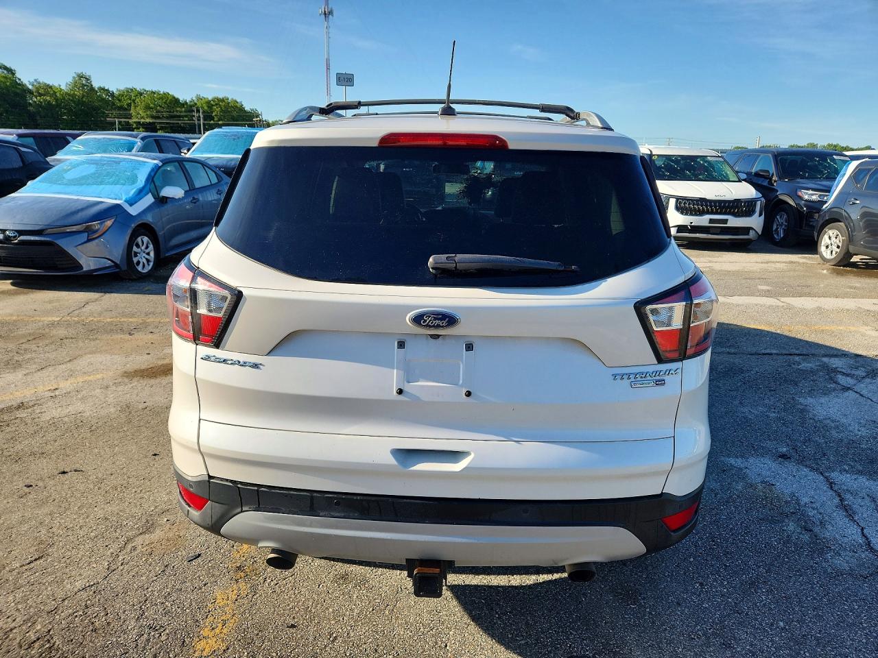 2017 FORD ESCAPE TITANIUM photo 11