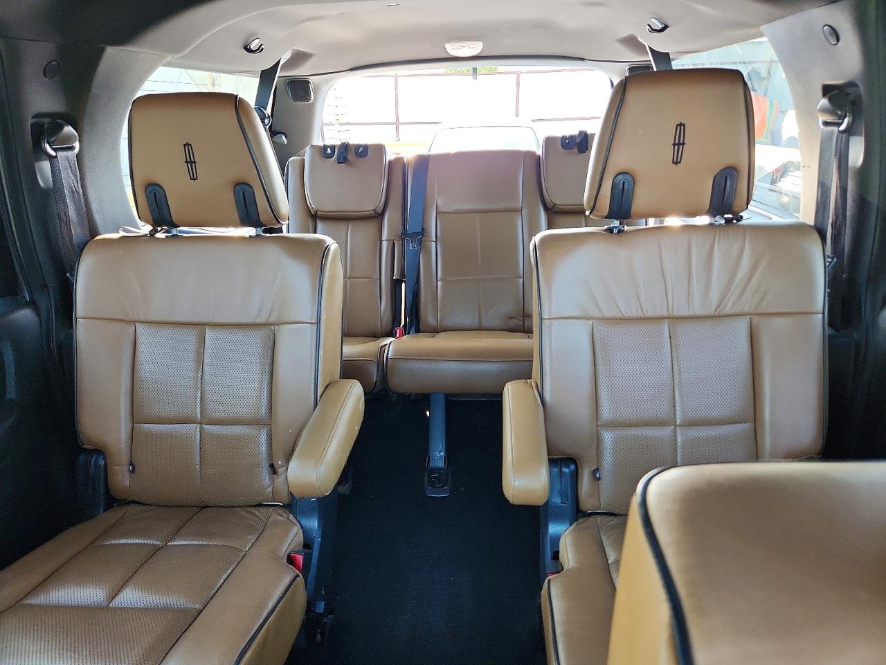 2012 LINCOLN NAVIGATOR L photo 28
