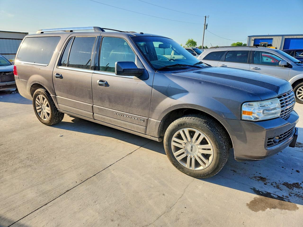2012 LINCOLN NAVIGATOR L photo 10