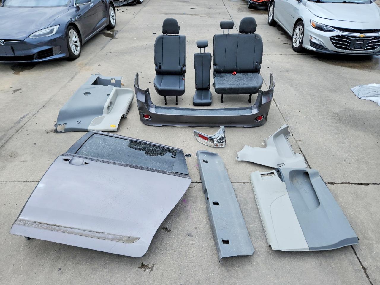 2014 TOYOTA SIENNA SPORT photo 37