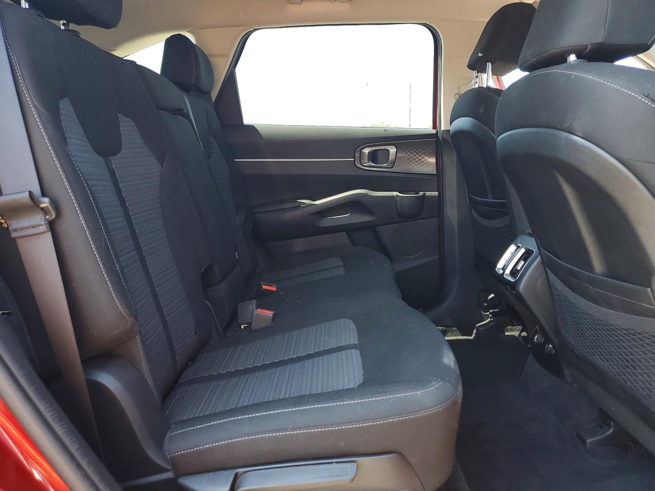2022 KIA SORENTO LX photo 11