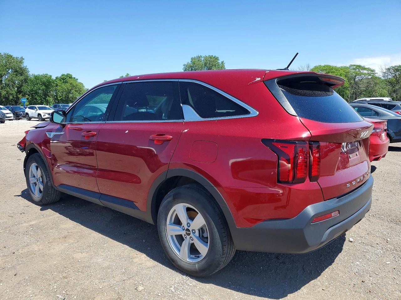 2022 KIA SORENTO LX photo 2