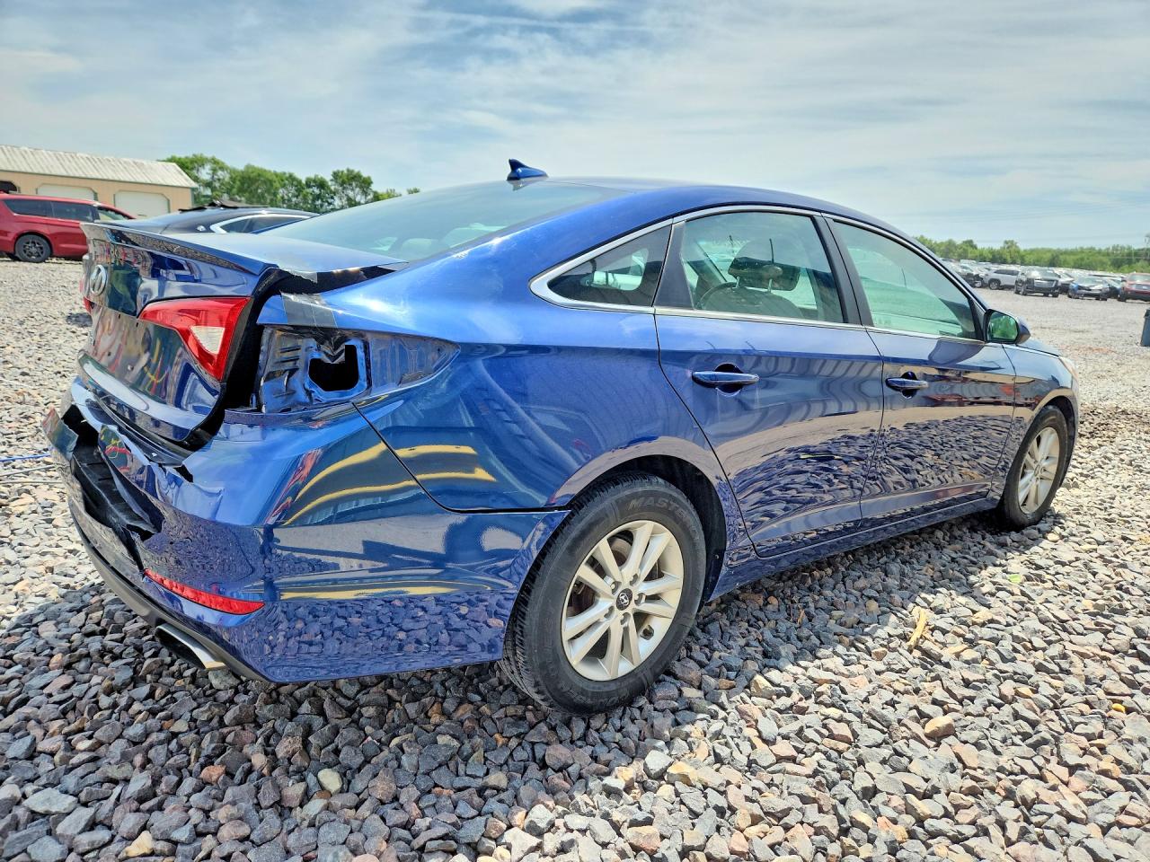 2017 HYUNDAI SONATA SE photo 3