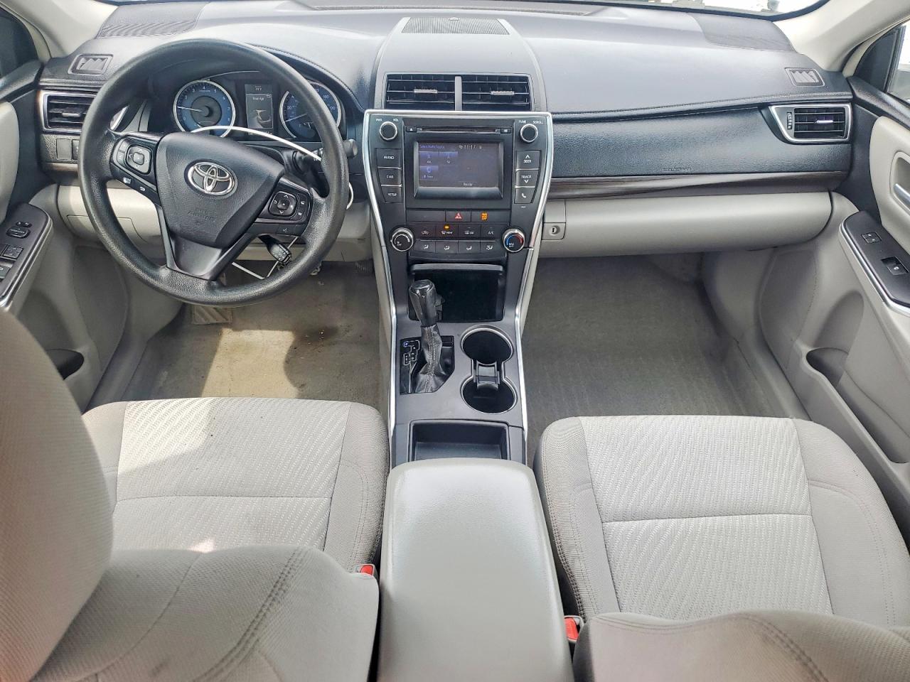 2017 TOYOTA CAMRY LE photo 15