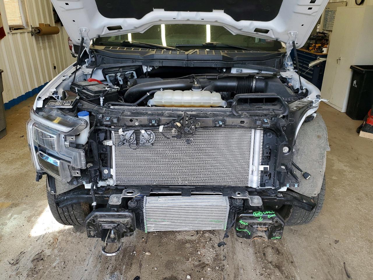 2024 FORD F150 LARIAT photo 11