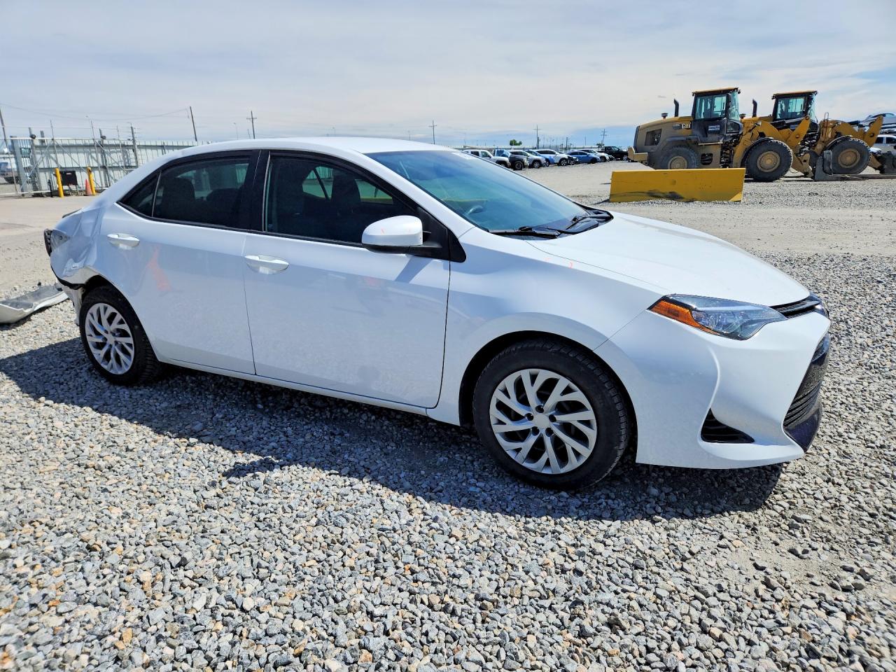 2017 TOYOTA COROLLA LE photo 10