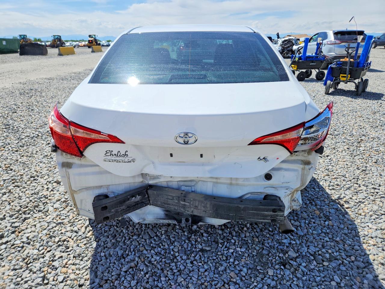 2017 TOYOTA COROLLA LE photo 16
