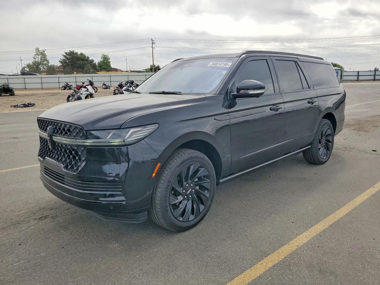 2025 LINCOLN NAVIGATOR