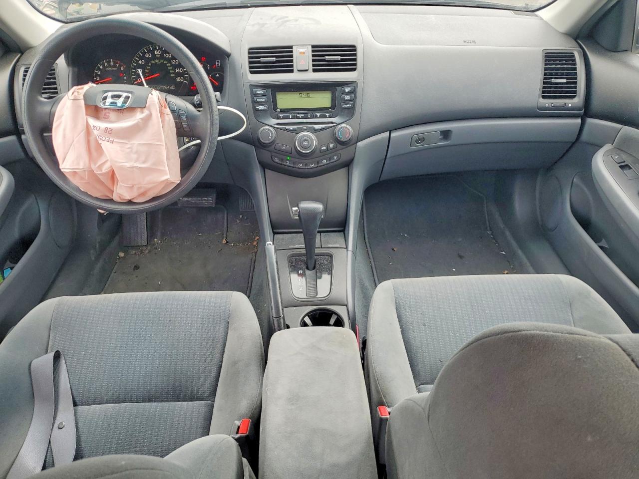 2005 HONDA ACCORD LX photo 8
