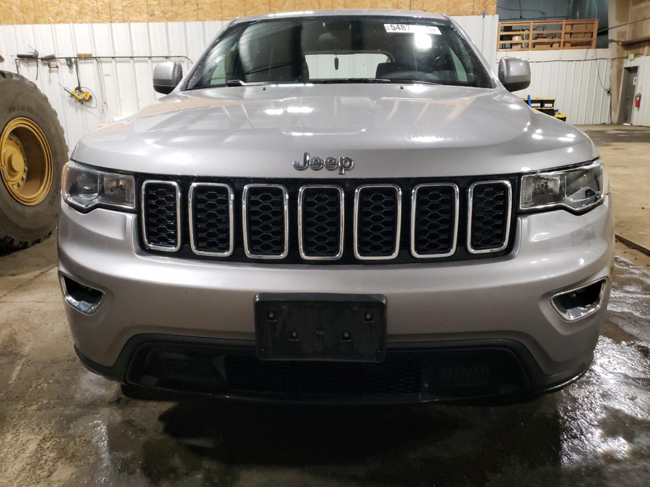 2018 JEEP GRAND CHEROKEE LAREDO photo 9