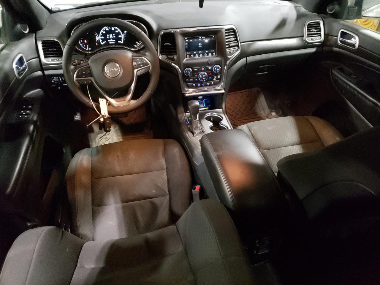 2018 JEEP GRAND CHEROKEE LAREDO photo 15
