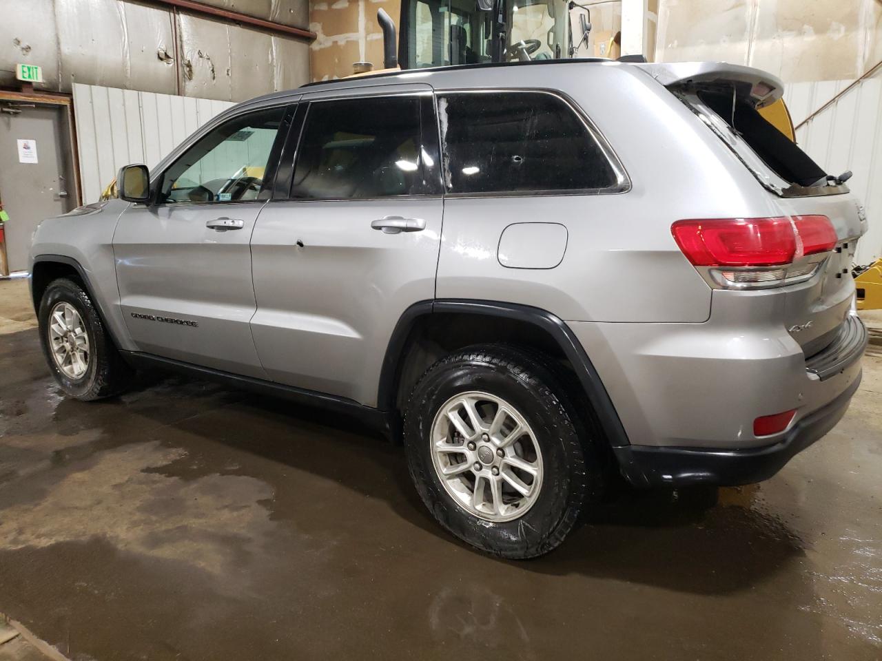 2018 JEEP GRAND CHEROKEE LAREDO photo 3