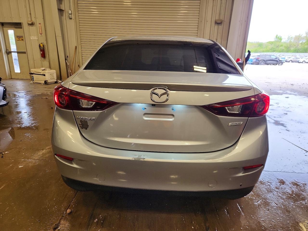 2018 MAZDA 3 TOURING photo 11