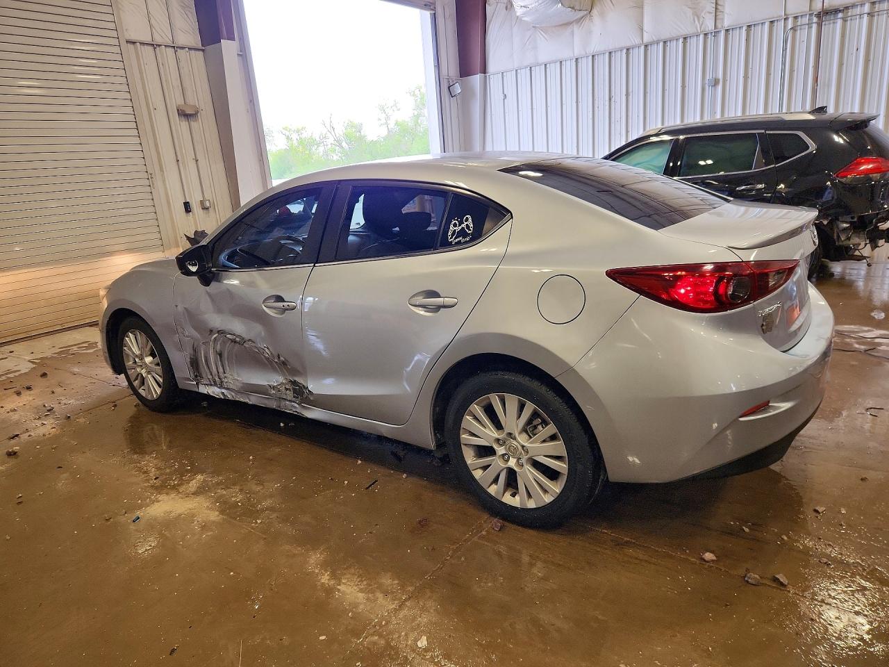 2018 MAZDA 3 TOURING photo 3
