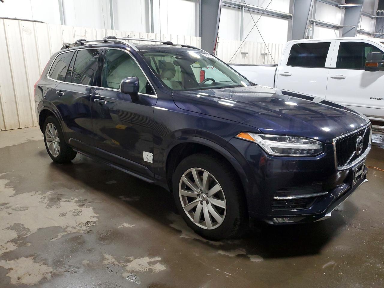 2016 VOLVO XC90 T6 photo 7