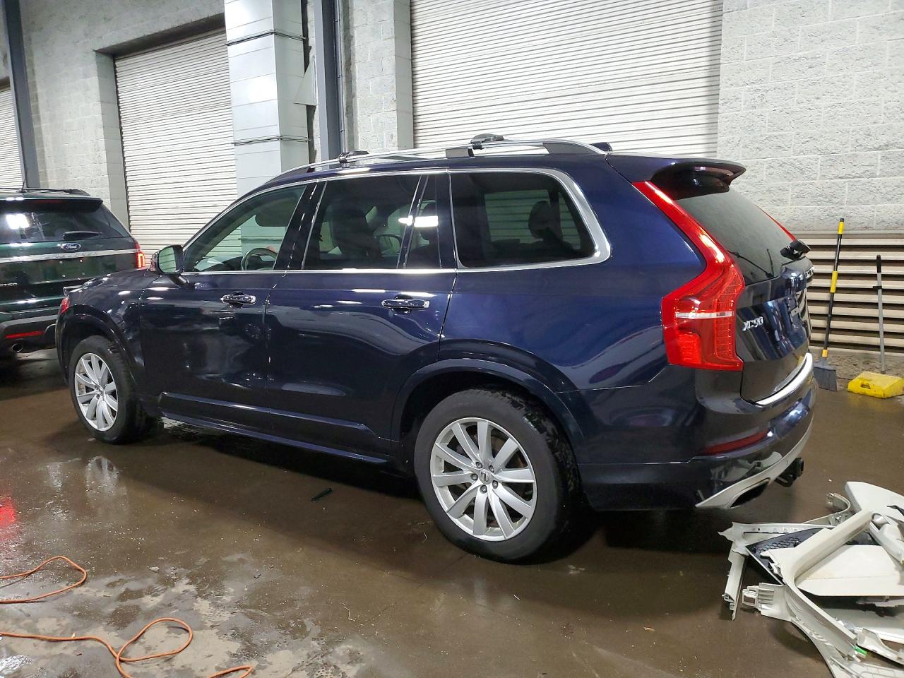 2016 VOLVO XC90 T6 photo 3