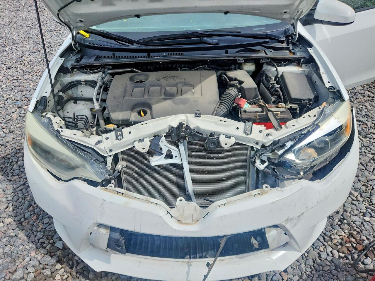 2014 TOYOTA COROLLA LE photo 31