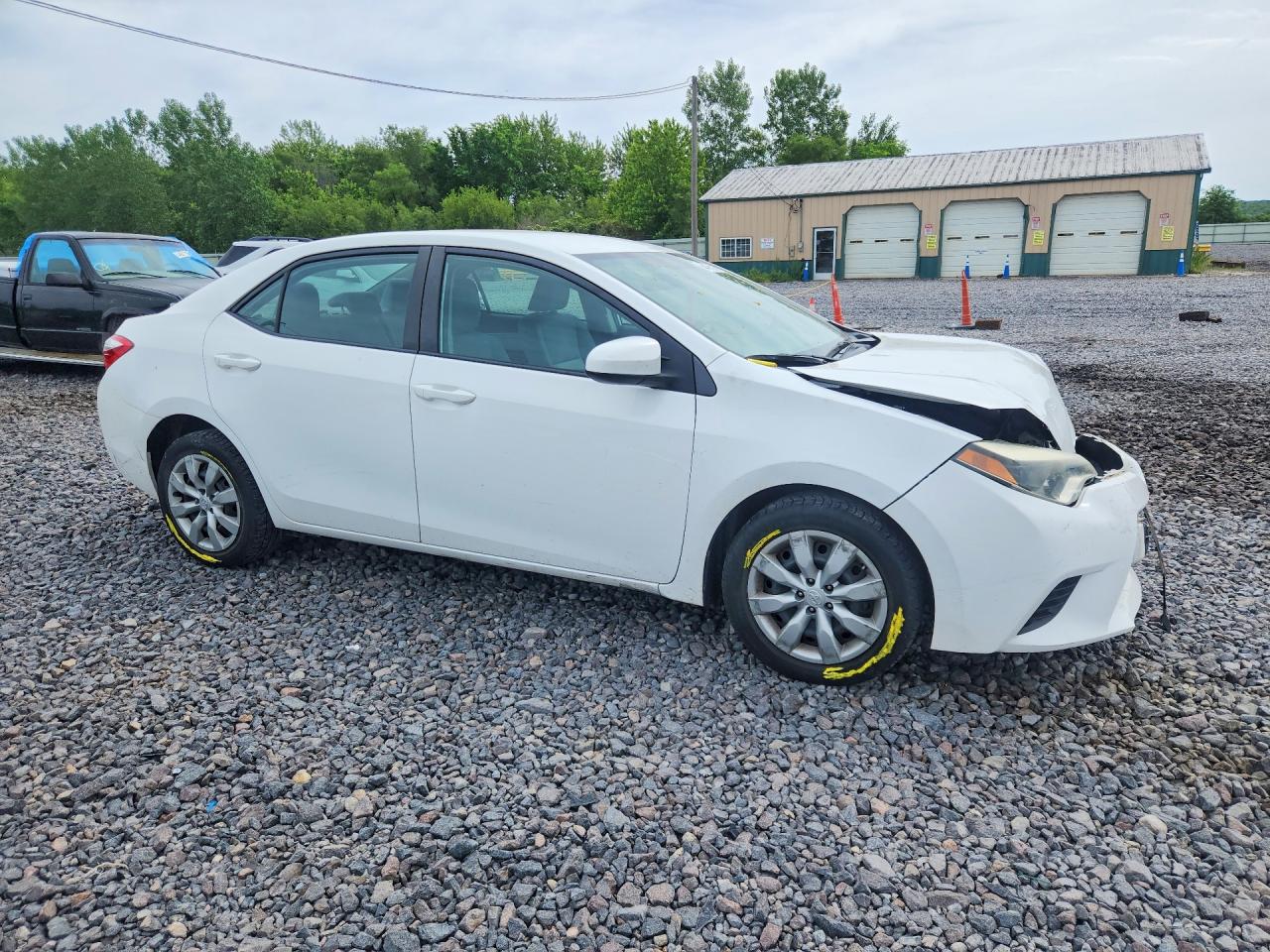 2014 TOYOTA COROLLA LE photo 10