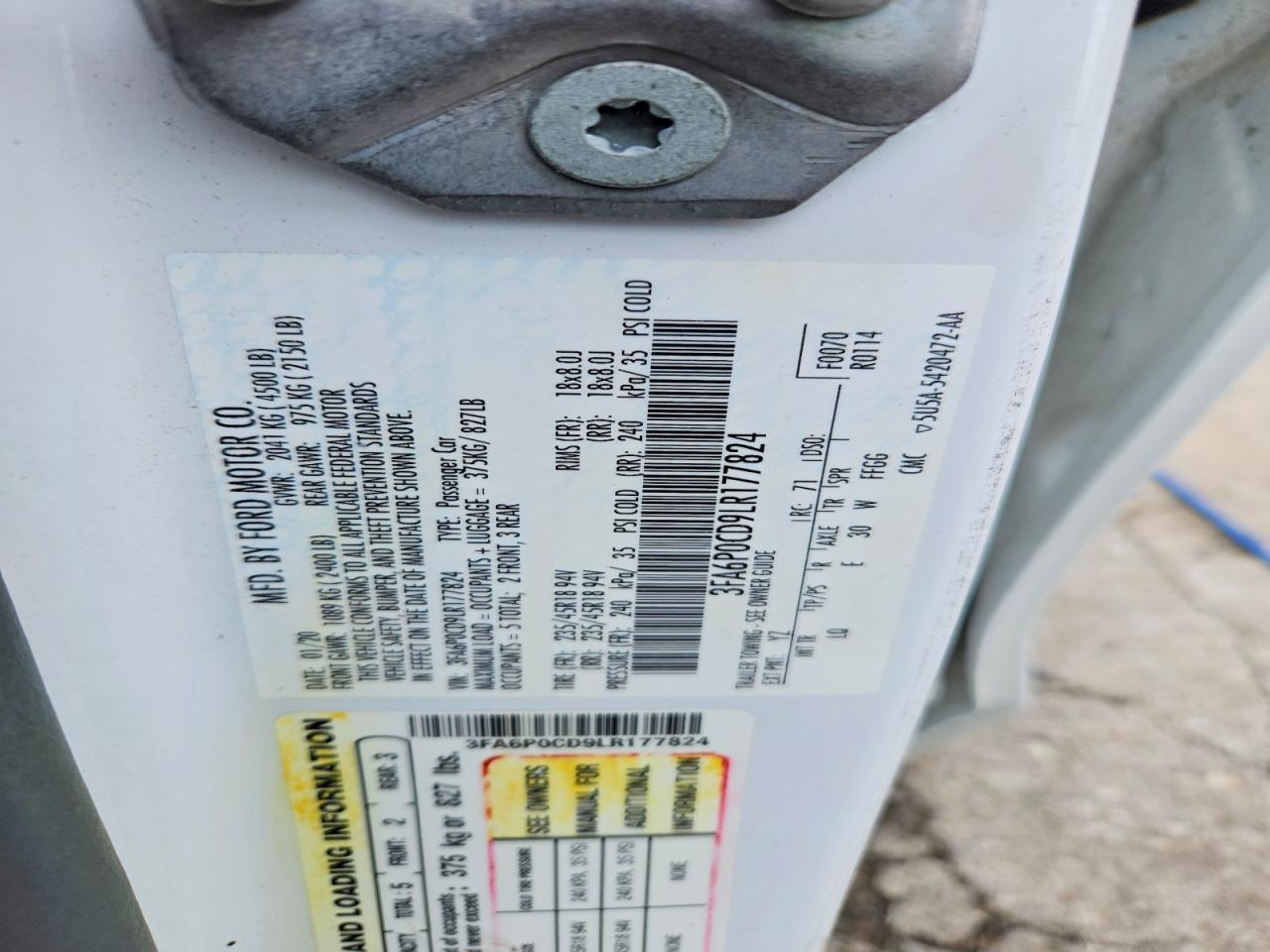 2020 FORD FUSION SEL photo 23