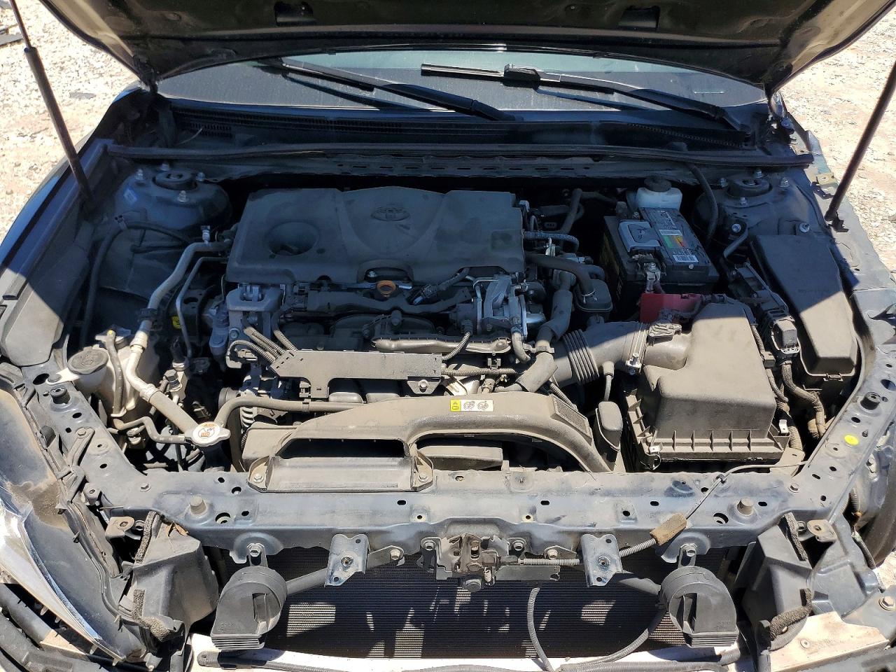 2020 TOYOTA CAMRY photo 31