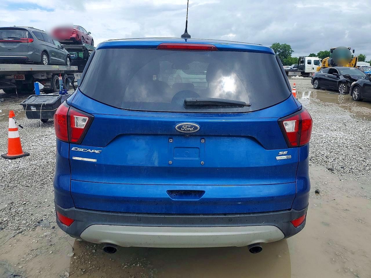 2019 FORD ESCAPE SE photo 11