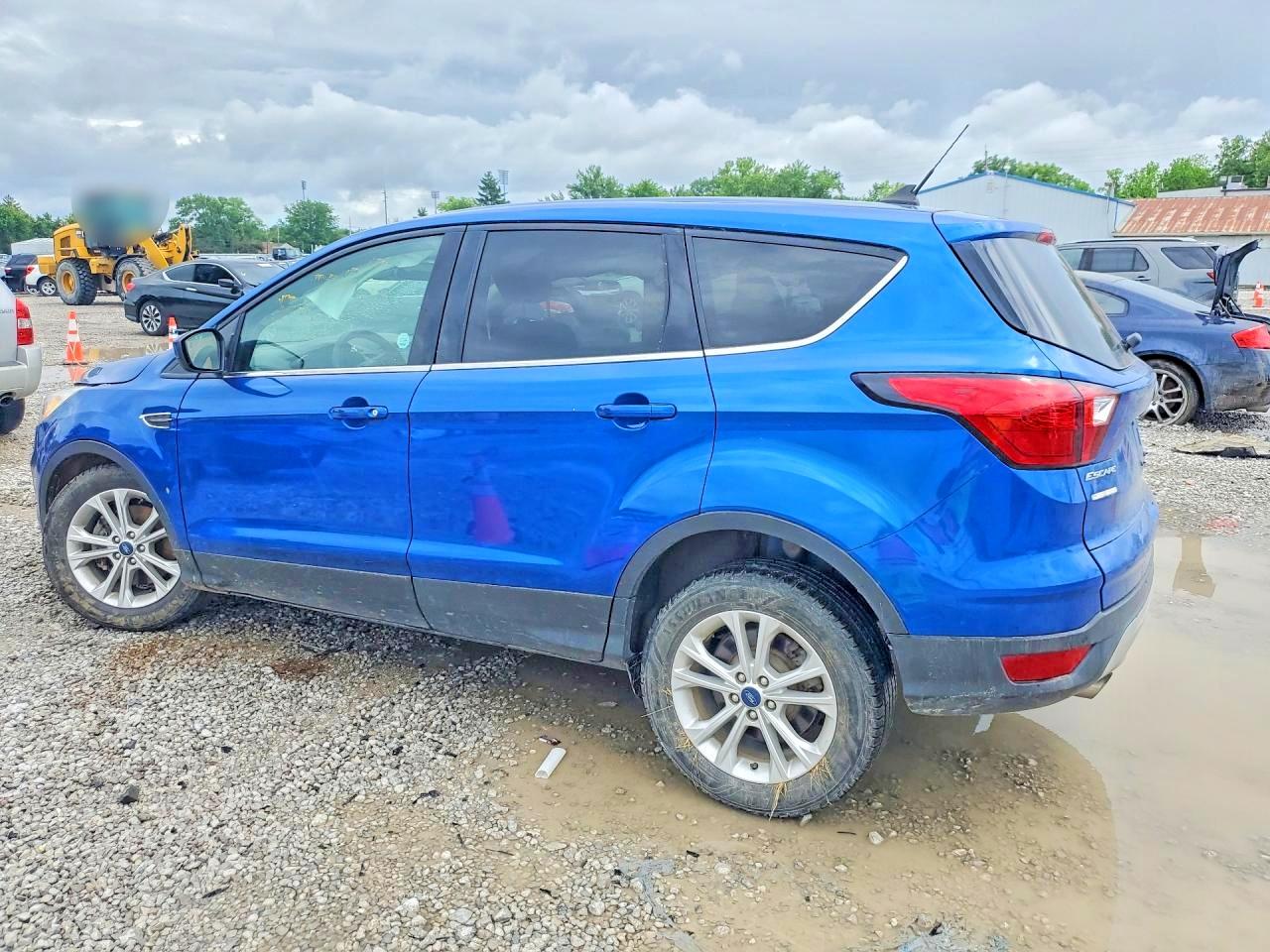 2019 FORD ESCAPE SE photo 3