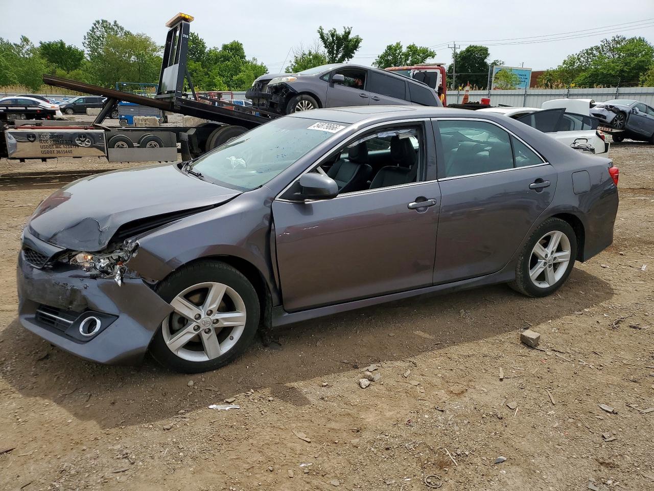 2014 TOYOTA CAMRY