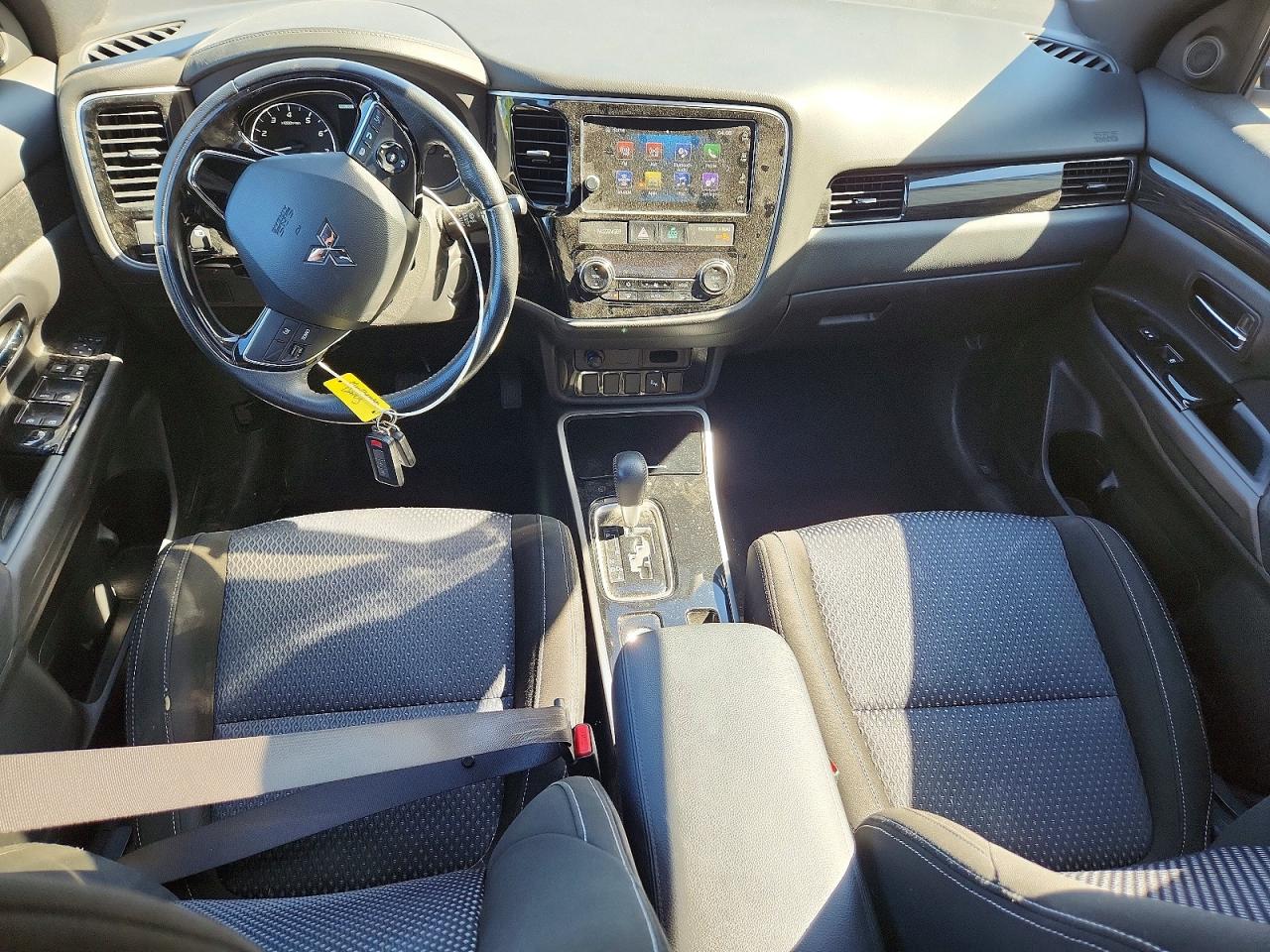 2018 MITSUBISHI OUTLANDER SE photo 22