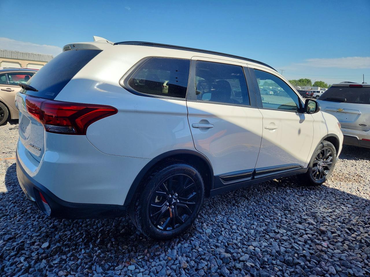 2018 MITSUBISHI OUTLANDER SE photo 7