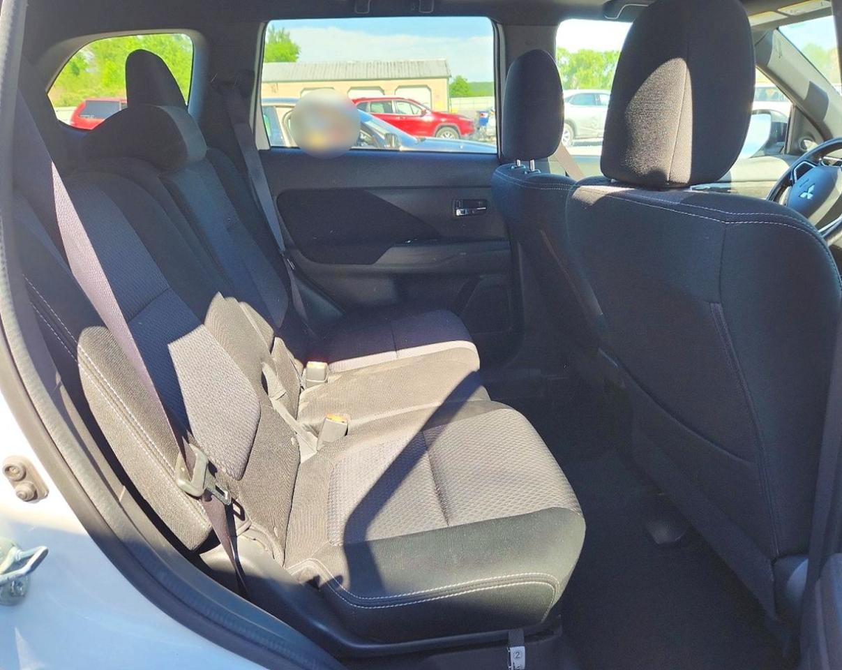 2018 MITSUBISHI OUTLANDER SE photo 31